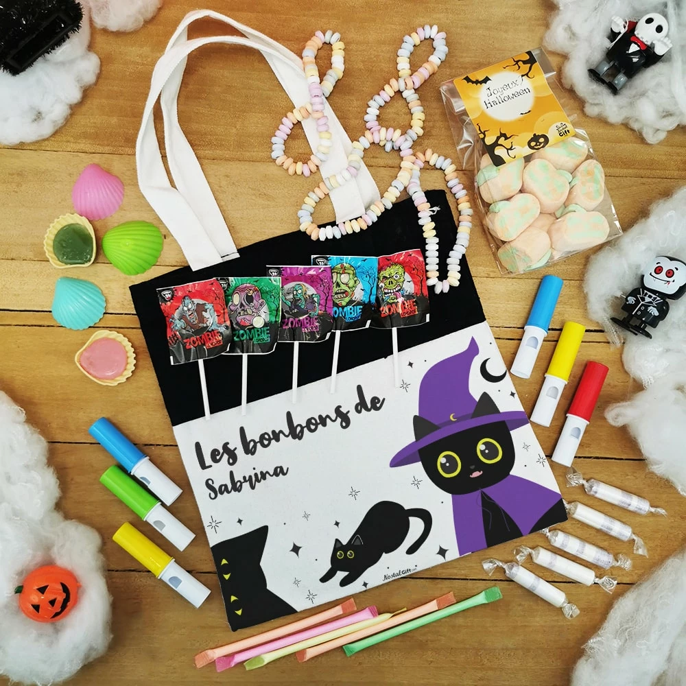 Sac Chat Noir D'Halloween Personnalisé - "Les Bonbons De ..." Rempli De Bonbons – Image 4