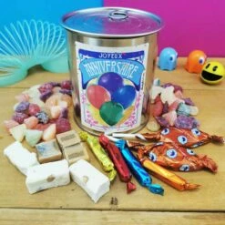 Coffret Bonbon Ancien : BoĂźte De Conserve Remplie De Bonbons "Joyeux Anniversaire"