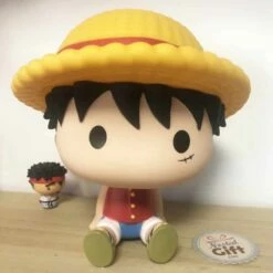 One Piece - Figurine Tirelire Luffy - 15 Cm