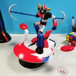 Goldorak - Figurine Goldorak Avec Son Vaisseau Et Ses Astérohaches