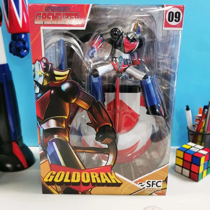 Goldorak - Figurine Goldorak Avec Son Vaisseau Et Ses AstĂ©rohaches â Image 4