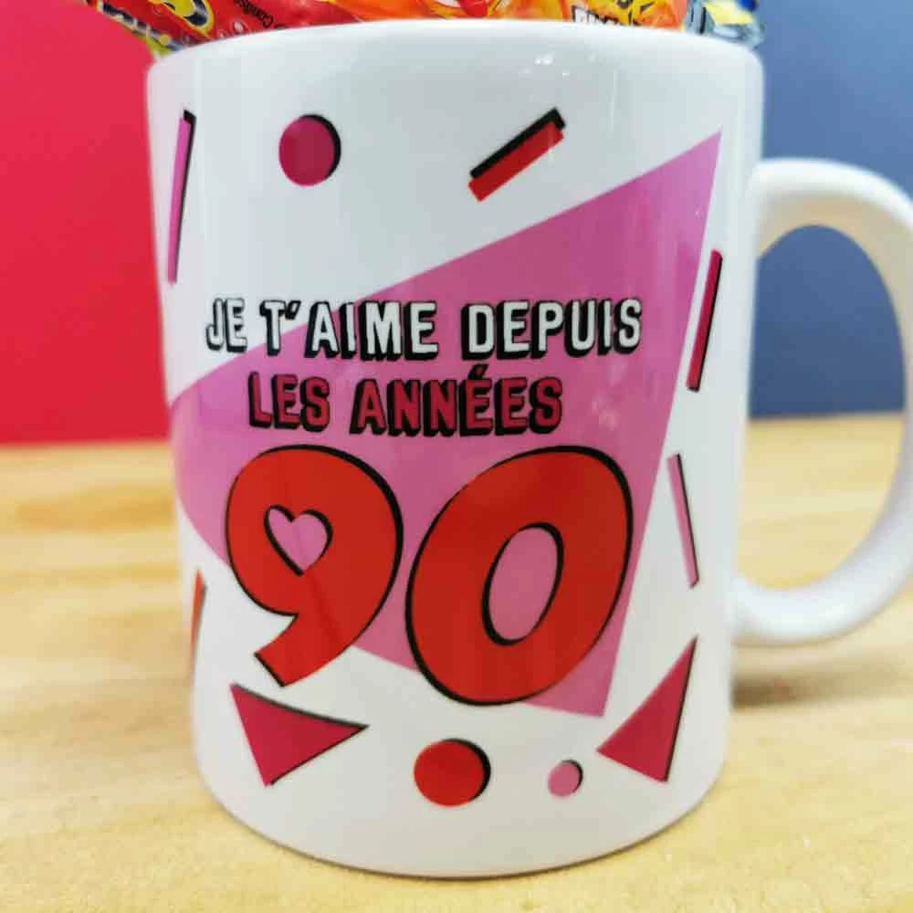 MUG Rose "Je T'aime Depuis Les Années 90 " - Bonbons Rétro 90 – Image 4
