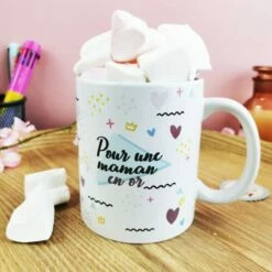 Mug "Pour Une Maman En Or" Rempli De Coeur En Guimauve X 10