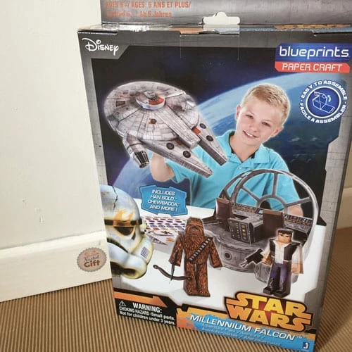 Paper Craft - Star Wars : Han Solo, Chewbacca Et Le Falcon Millenium â Image 2